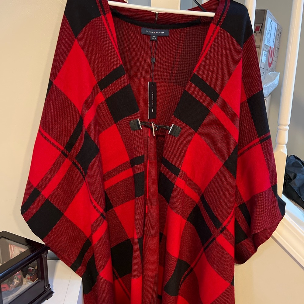 Brand New Tommy Hilfiger Buffalo Plaid Cape